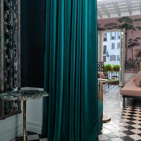 Casa Morgana - The Pantheon Balcony *