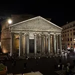 Casa Morgana - The Pantheon Balcony Rome