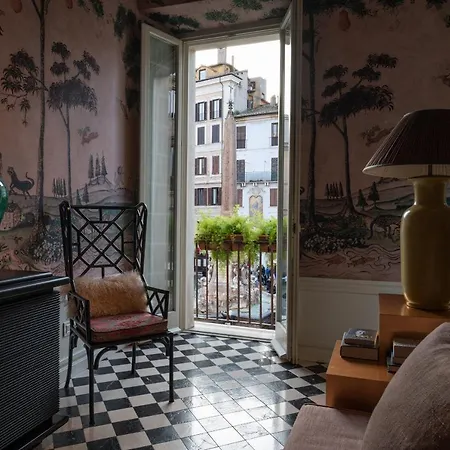 Casa Morgana - The Pantheon Balcony