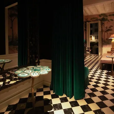 Casa Morgana - The Pantheon Balcony *