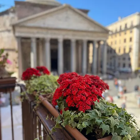 Pantheon Balcony Morgana Aparthotel *