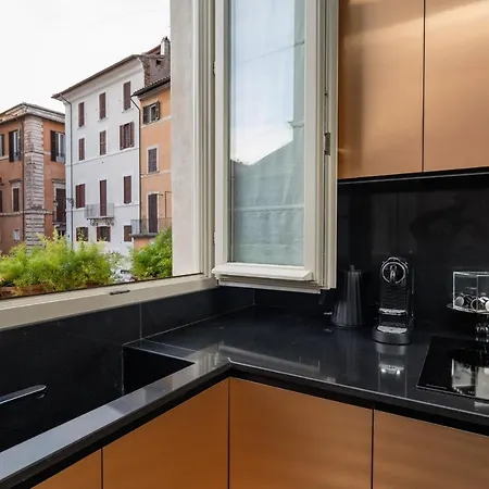 Casa Morgana - The Pantheon Balcony Rome